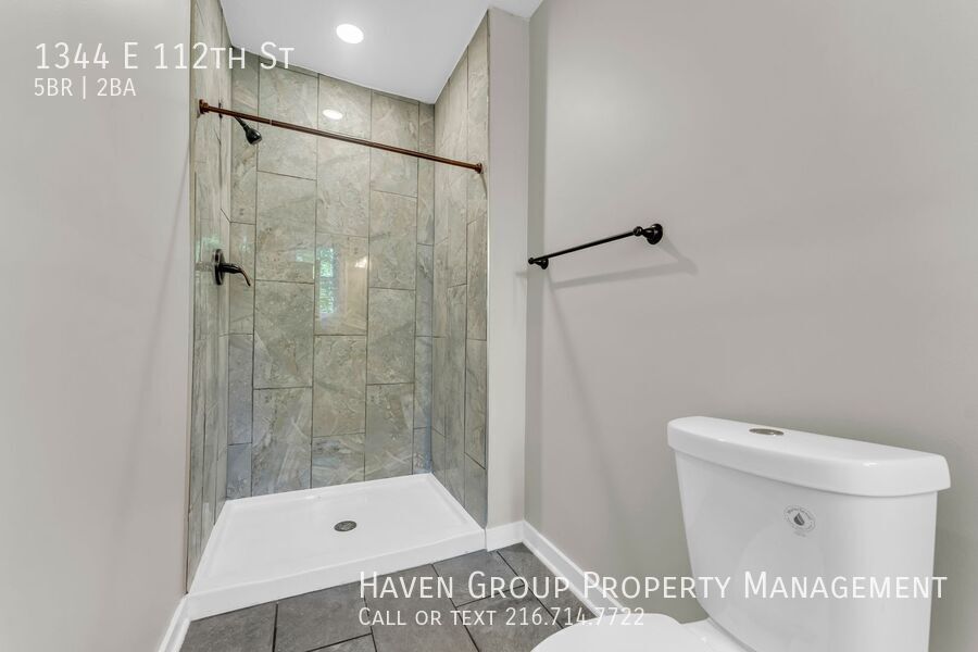 1344 E 112th St, Cleveland, OH 44106- Spacious 5-bed 2-bath single-family home! property image