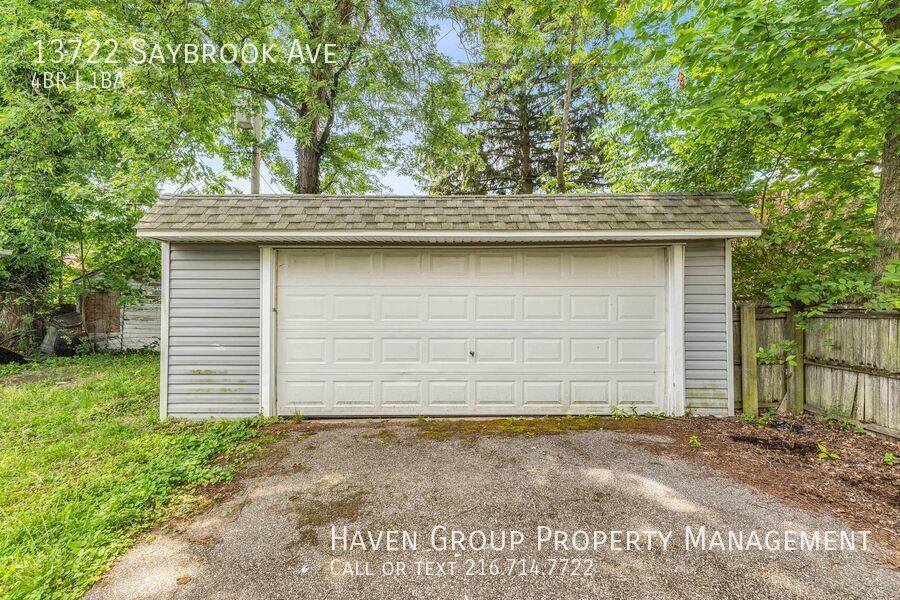 13722 Saybrook Ave, Garfield Heights, OH 44105- Spacious 4-bed 1-bath single-family home! property image