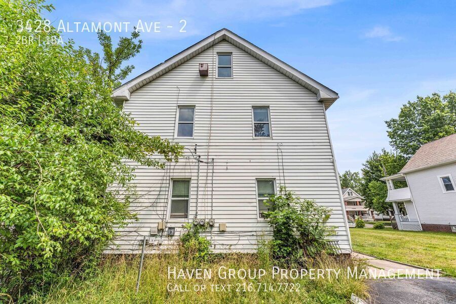 3428 Altamont Ave | Unit 2, Cleveland Heights, OH 44118 - Spacious 2-bed 1-bath multi-family home! property image