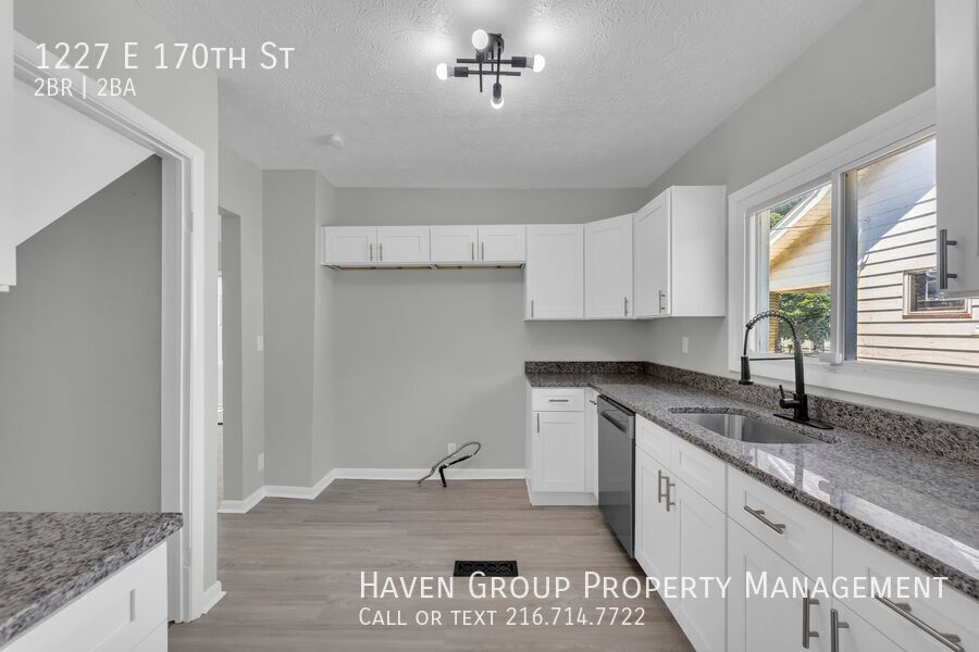 1227 E 170th St, Cleveland, OH 44110 - Spacious 2-bed 2-bath single-family home! property image
