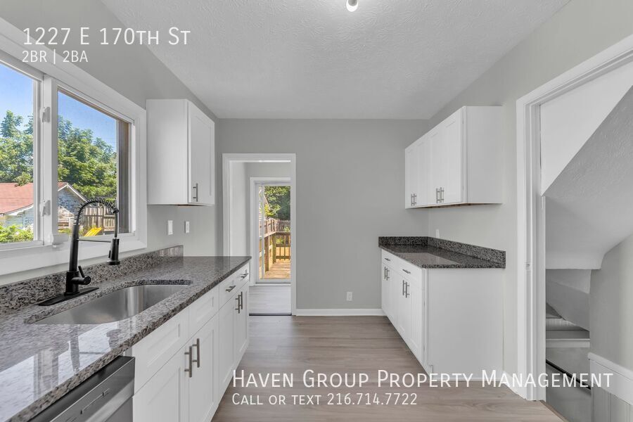 1227 E 170th St, Cleveland, OH 44110 - Spacious 2-bed 2-bath single-family home! property image