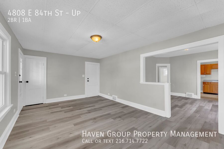 4808 E 84th St | UP, Garfield Heights, OH 44125 - Spacious 2-bed 1-bath multi-family home! property image