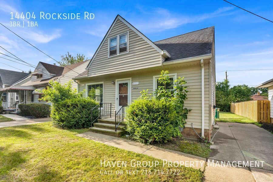 14404 Rockside Rd, Maple Heights, OH 44137- Spacious 3-bed 1-bath single-family home! property image