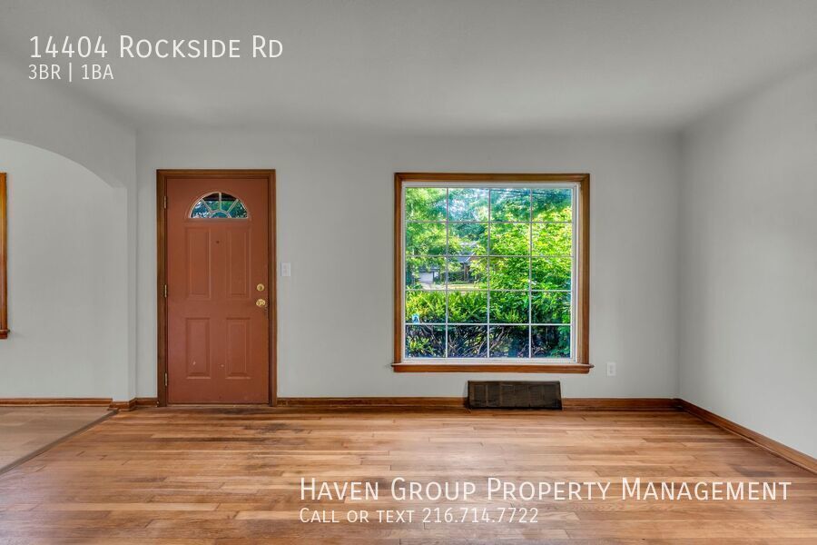 14404 Rockside Rd, Maple Heights, OH 44137- Spacious 3-bed 1-bath single-family home! property image