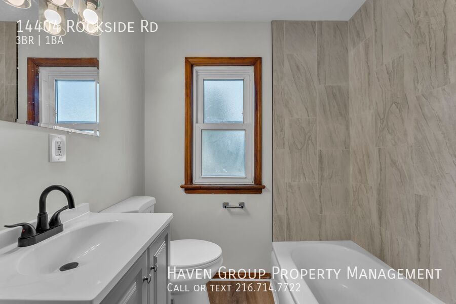 14404 Rockside Rd, Maple Heights, OH 44137- Spacious 3-bed 1-bath single-family home! property image