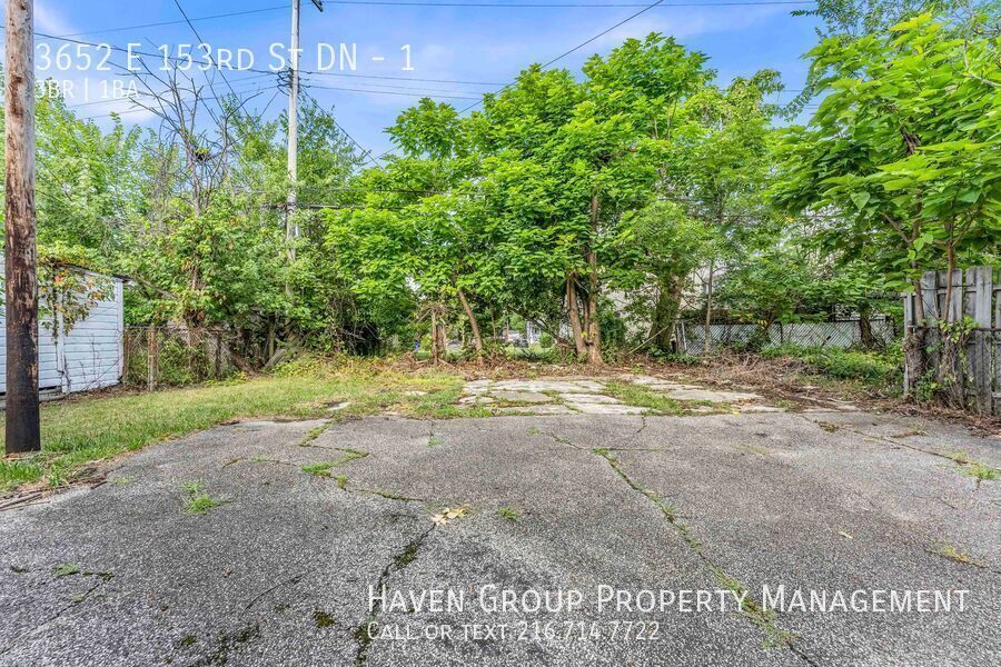 3652 E 153rd St | DN Unit, Cleveland, OH 44120- Spacious 3-bed 1-bath multi-family home! property image