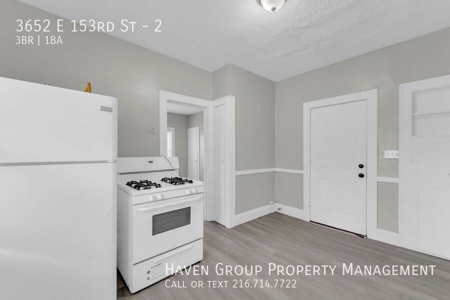 3652 E 153rd St | Unit 2, Cleveland, OH 44120- Spacious 3-bed 1-bath multi-family home! property image