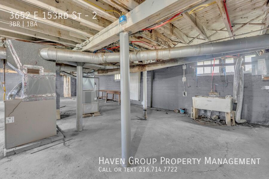 3652 E 153rd St | Unit 2, Cleveland, OH 44120- Spacious 3-bed 1-bath multi-family home! property image