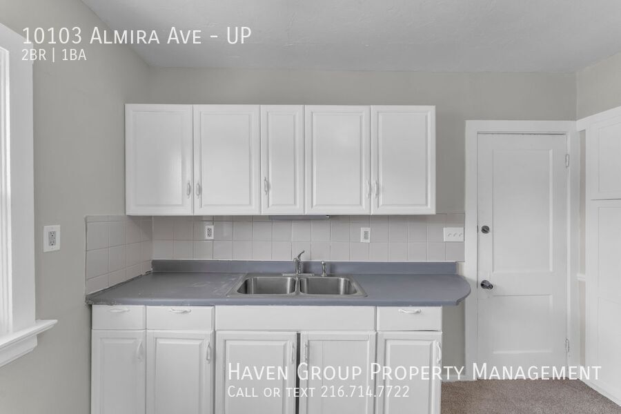 10103 Almira Ave | UP, Cleveland, OH 44111- Spacious 2-bed 1-bath multi-family home! property image