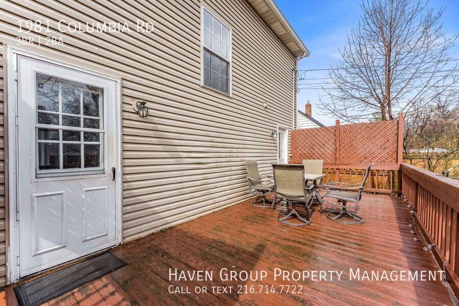 1981 Columbia Rd, Westlake, OH 44145- Spacious 3-bed 2-bath single-family home! Short-Term Rental property image