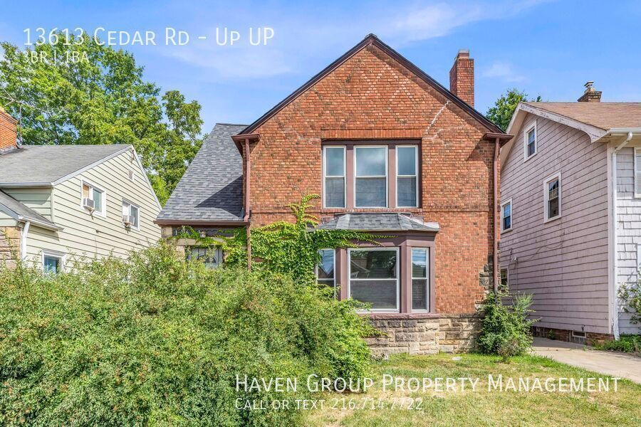 13613 Cedar Rd | UP, University Heights, OH 44118- Spacious 3-bed 1-bath multi-family home! property image