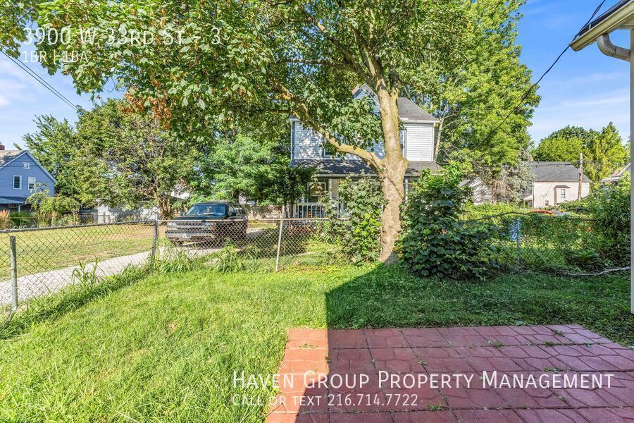 3900 W 33rd | Unit 3, Cleveland, OH 44109- Spacious 1-bed 1-bath multi-family home! property image