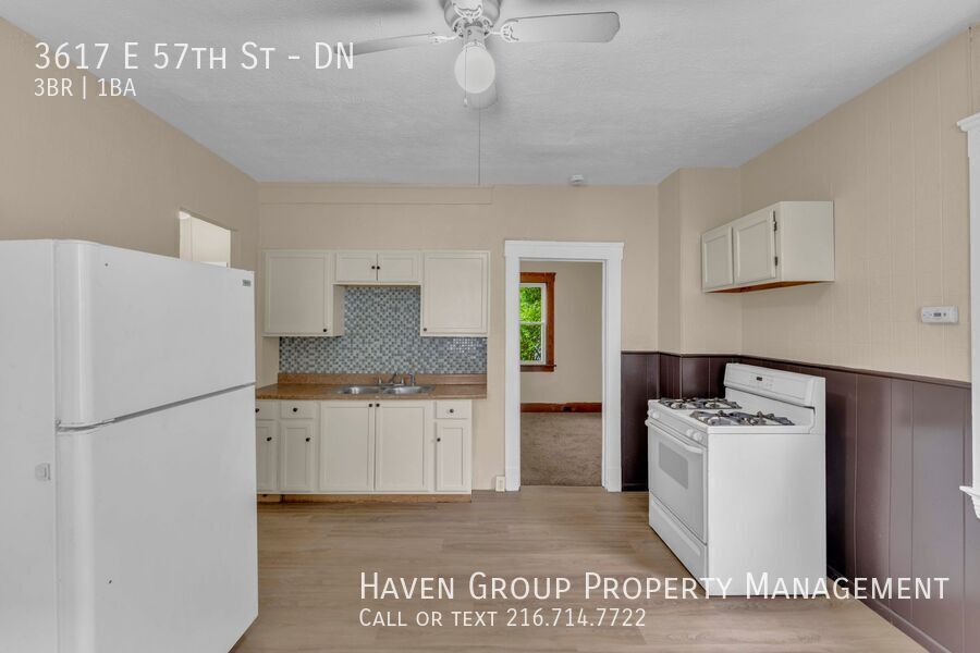 3617 E 57th St | DN, Cleveland, OH 44105 - Spacious 3-bed 1-bath multi-family home! Cash-only applicants; CMHA/Section 8 is not accepted. property image