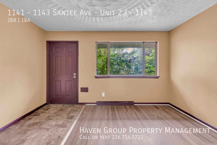 1143 Santee Ave | Unit 2, Akron, OH 44306 - Spacious 2-bed 1-bath multi-family home!  property image
