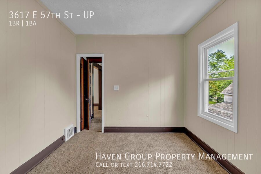 3617 E 57th St | UP, Cleveland, OH 44105 - Spacious 1-bed 1-bath multi-family home! Cash-only applicants; CMHA/Section 8 is not accepted. property image