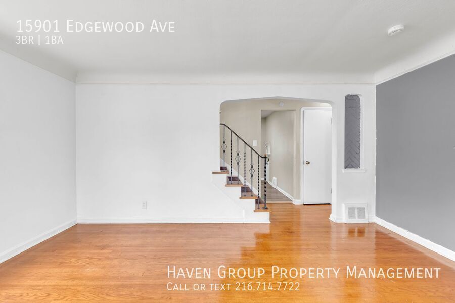15901 Edgewood Ave, Maple Heights, OH 44137- Spacious 3-bed 1-bath single-family home!  property image