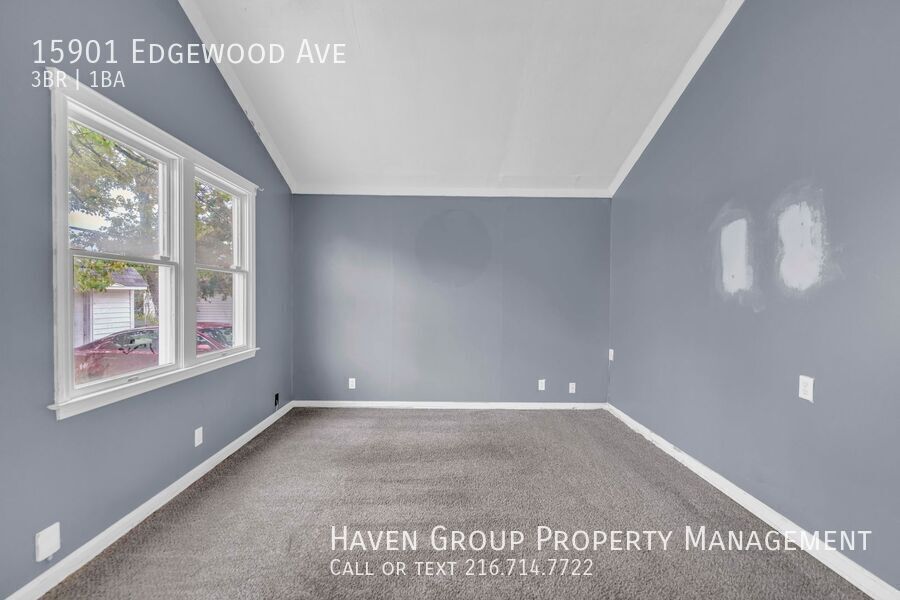 15901 Edgewood Ave, Maple Heights, OH 44137- Spacious 3-bed 1-bath single-family home!  property image