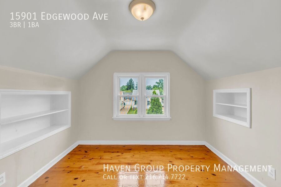 15901 Edgewood Ave, Maple Heights, OH 44137- Spacious 3-bed 1-bath single-family home!  property image