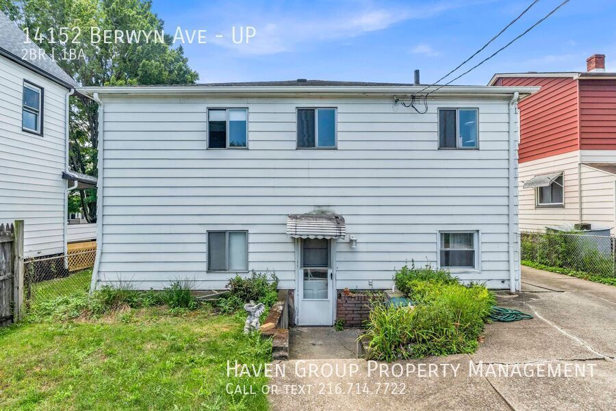 14152 Berwyn Ave | UP, Cleveland, OH 44111 - Spacious 2-bed 1-bath multi-family home!  property image