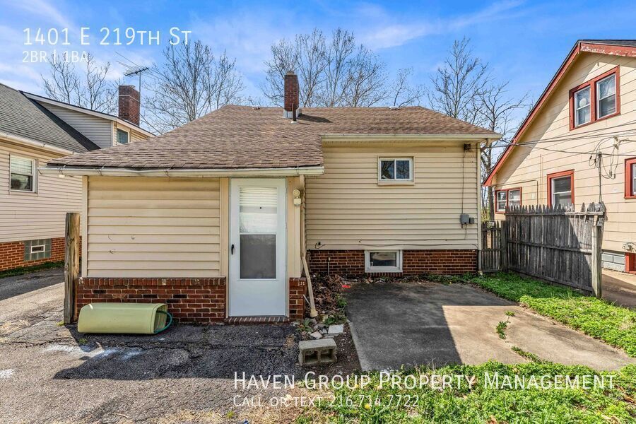 1401 E 219th St, Euclid, OH 44117- Spacious 2-bed 1-bath single-family home!  property image