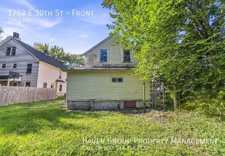 1753 E 30th St | Front, Lorain, OH 44055 - Spacious 3-bed 1.5-bath multi-family home! property image