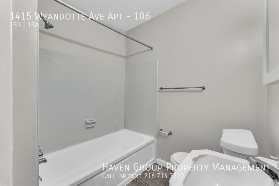 1415 Wyandotte Ave | Apt 106, Lakewood, OH 44107 - Spacious 1-bed 1-bath multi-family home! property image