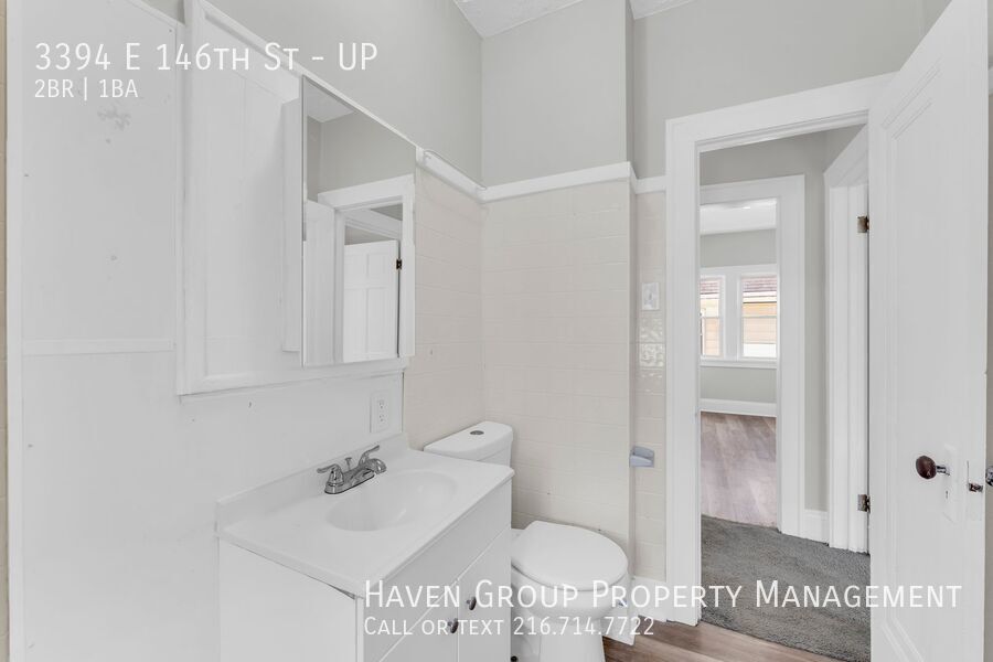 3394 E 146th St | UP, Cleveland, OH 44120 - Spacious 2-bed 1-bath multi-family home! property image