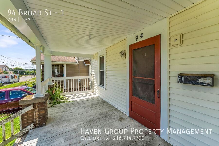 94 Broad St | Unit 1, Akron, OH 44305 - Spacious 2-bed 1-bath multi-family home! property image