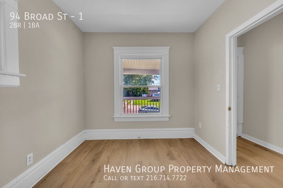 94 Broad St | Unit 1, Akron, OH 44305 - Spacious 2-bed 1-bath multi-family home! property image