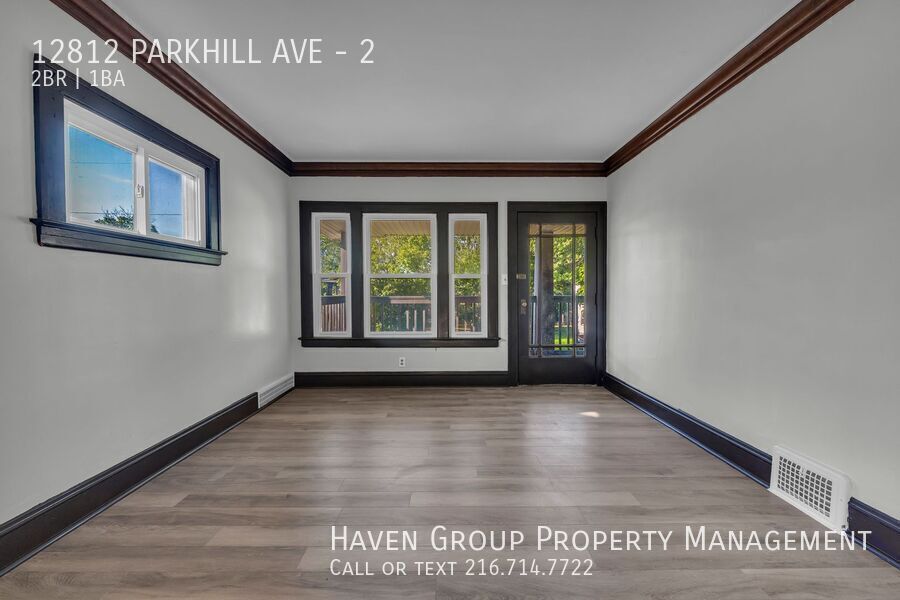 12812 Parkhill Ave | UP, Cleveland, OH 44120 - Spacious 2-bed 1-bath multi-family home! property image