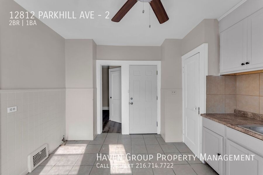 12812 Parkhill Ave | UP, Cleveland, OH 44120 - Spacious 2-bed 1-bath multi-family home! property image