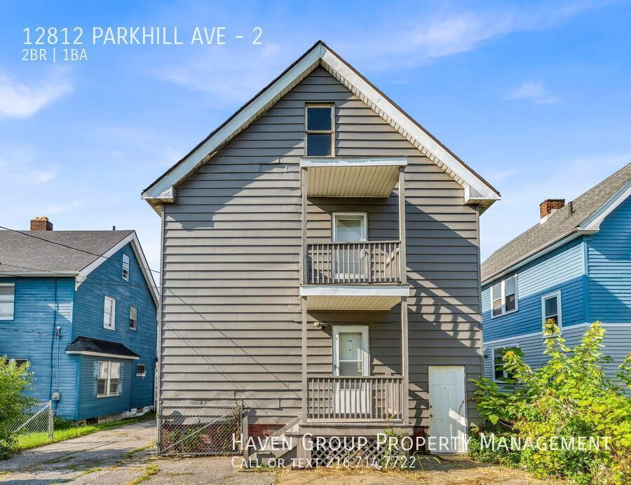 12812 Parkhill Ave | UP, Cleveland, OH 44120 - Spacious 2-bed 1-bath multi-family home! property image