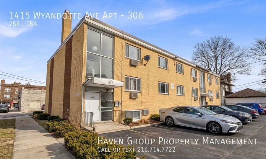 1415 Wyandotte Ave | Unit 306, Lakewood, OH 44107 - Spacious 2-bed 1-bath apartment! property image