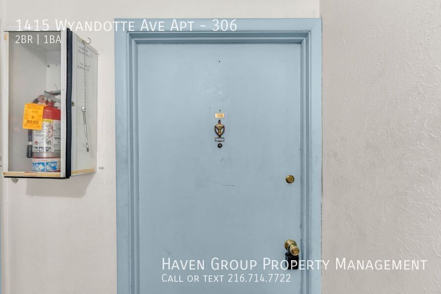 1415 Wyandotte Ave | Unit 306, Lakewood, OH 44107 - Spacious 2-bed 1-bath apartment! property image