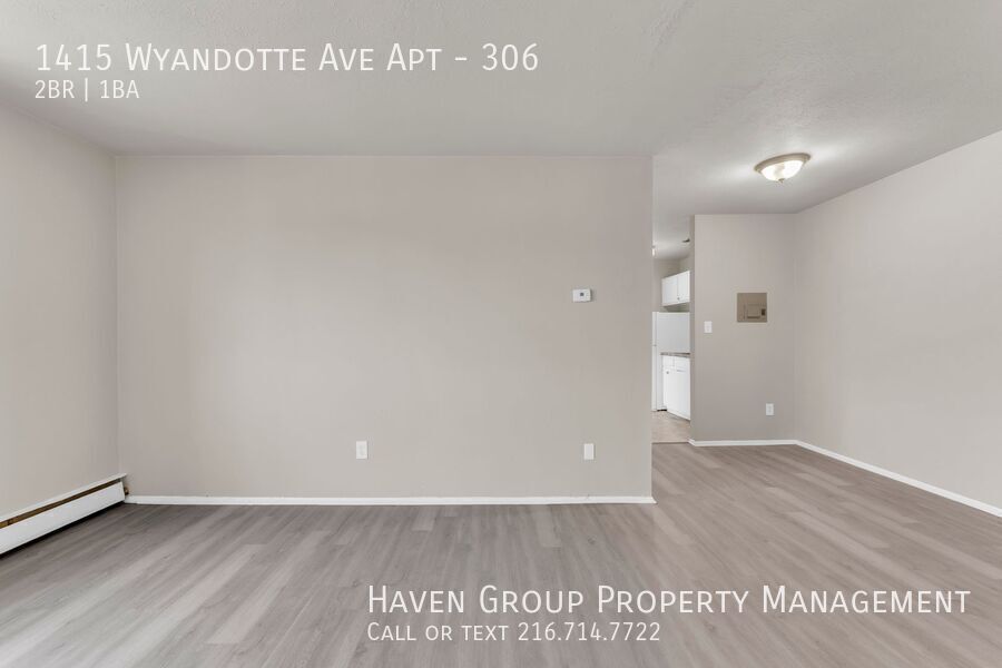 1415 Wyandotte Ave | Unit 306, Lakewood, OH 44107 - Spacious 2-bed 1-bath apartment! property image