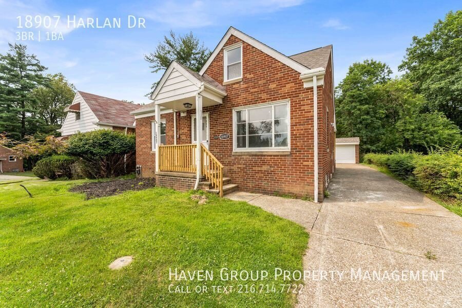 18907 Harlan Dr, Maple Heights, OH 44137- Spacious 3-bed 1-bath single-family home!  property image
