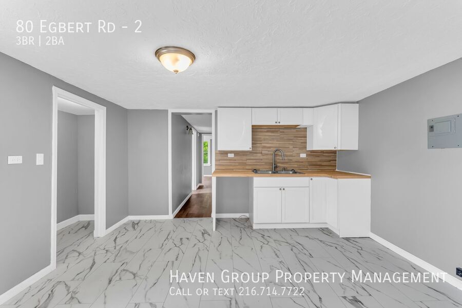 80 Olde Egbert Rd | Unit 2, Bedford, OH 44146 - Spacious 3-bed 2-bath multi-family home! property image