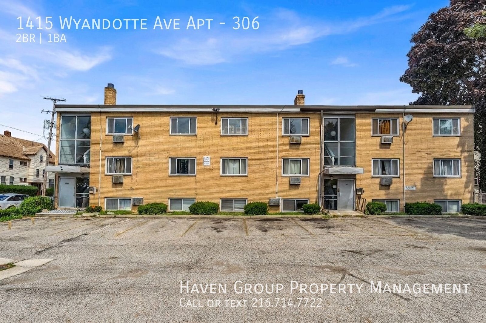 1415 Wyandotte Ave | Unit 306, Lakewood, OH 44107 - Spacious 2-bed 1-bath apartment! property image
