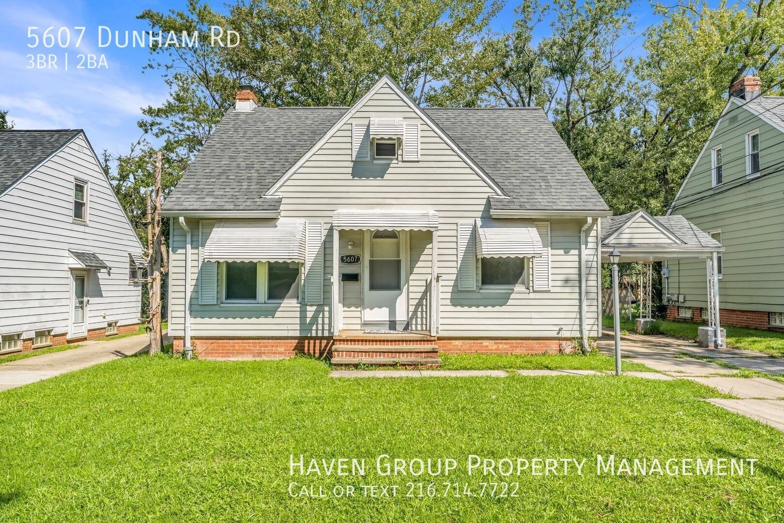 5607 Dunham Rd, Maple Heights, OH 44137 - Spacious 3-bed 2-bath single-family home!  property image