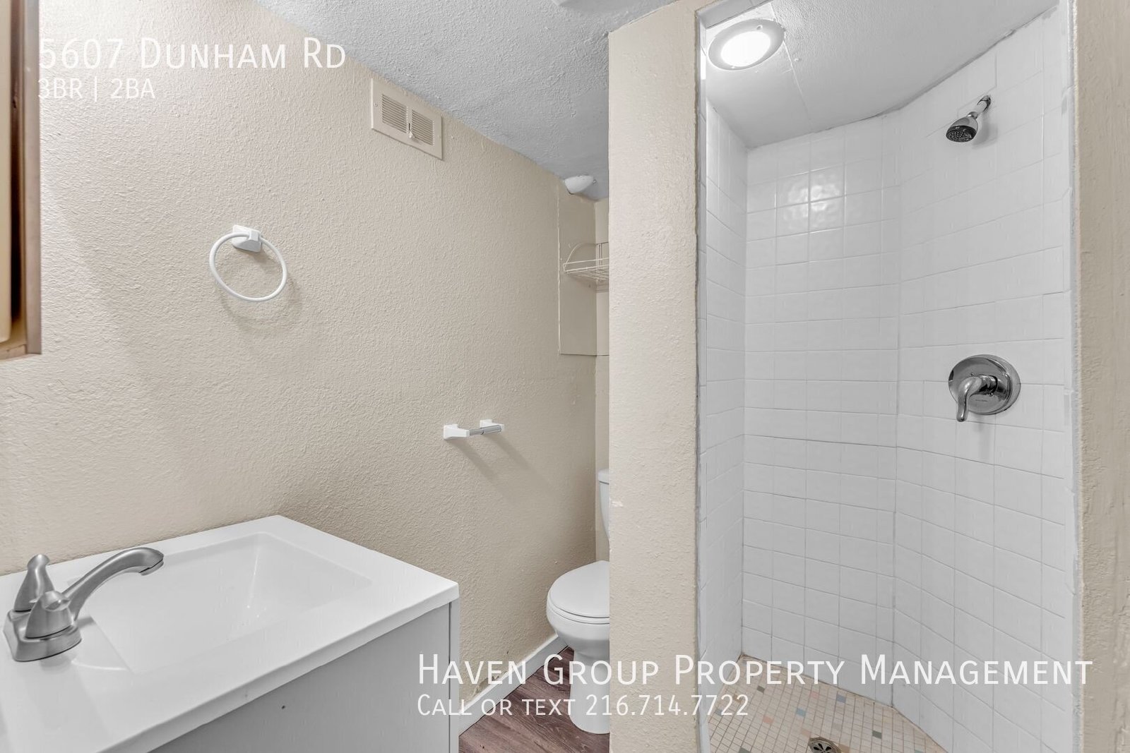 5607 Dunham Rd, Maple Heights, OH 44137 - Spacious 3-bed 2-bath single-family home!  property image