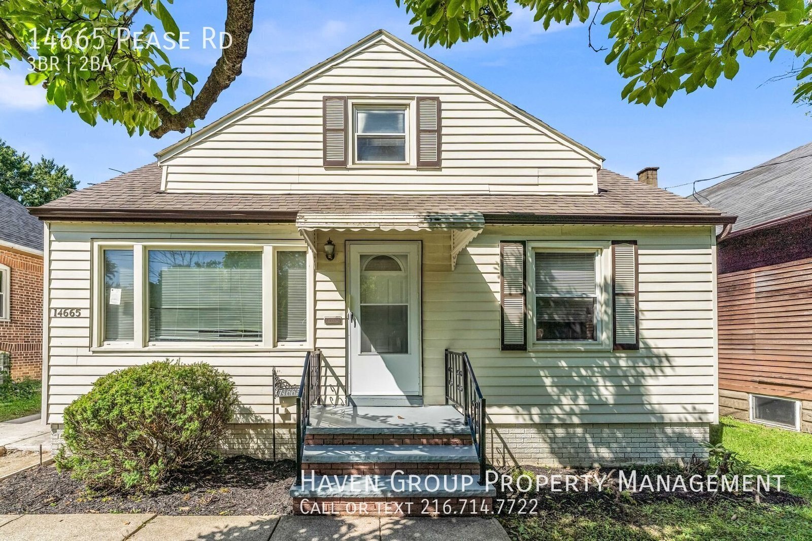 14665 Pease Rd, Maple Heights, OH 44137 - Spacious 3-bed 1.5-bath single-family home!  property image