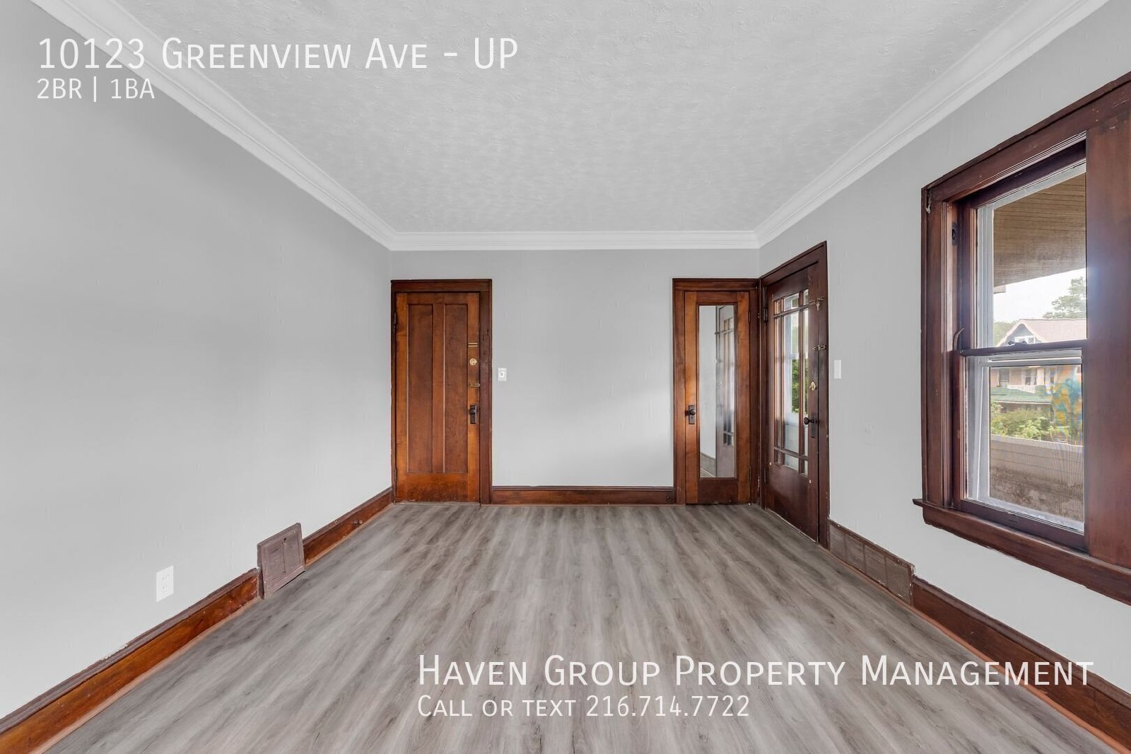 10123 Greenview Ave | UP, Garfield Heights, OH 44125 - Spacious 2-bed 1-bath multi-family home! property image