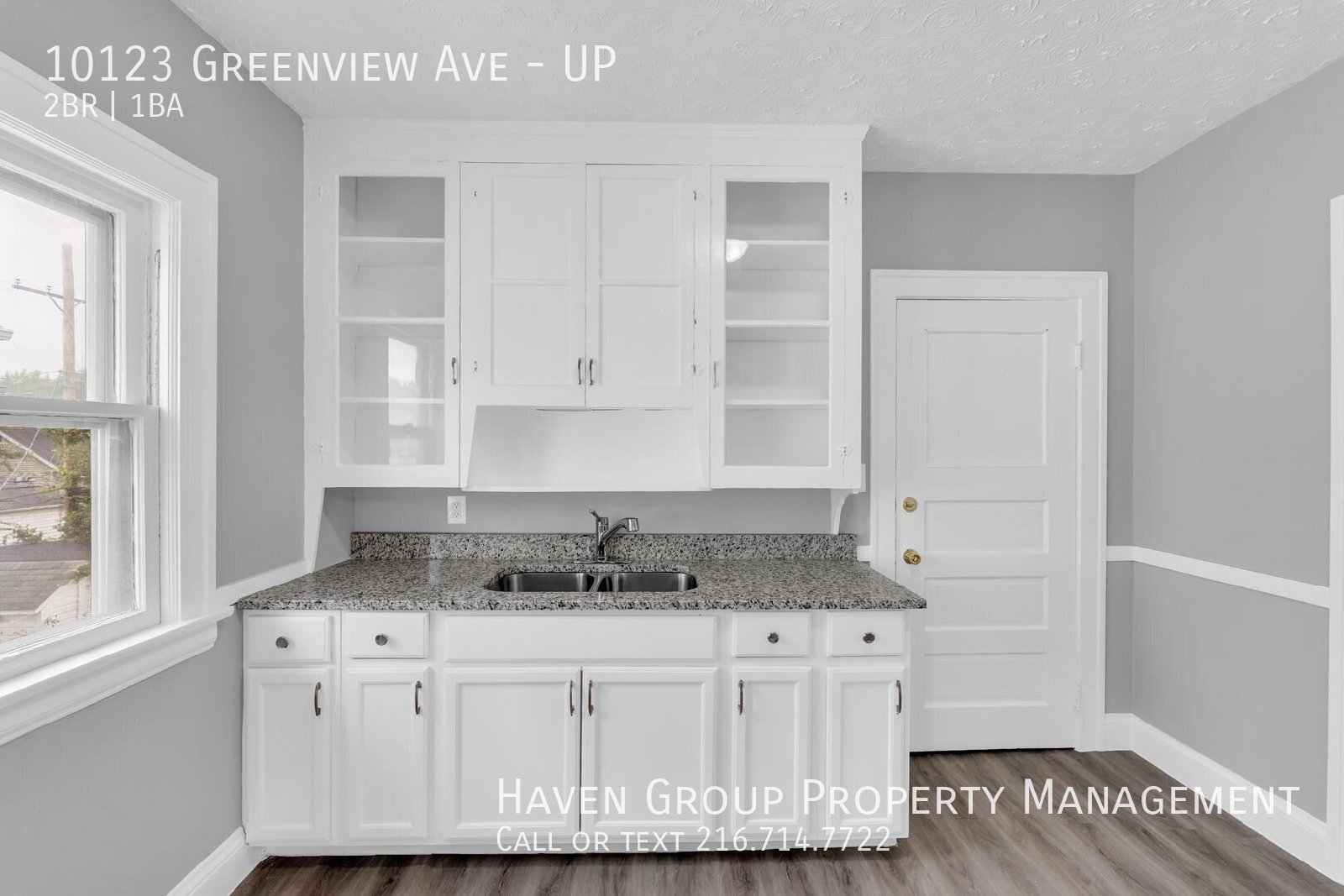 10123 Greenview Ave | UP, Garfield Heights, OH 44125 - Spacious 2-bed 1-bath multi-family home! property image