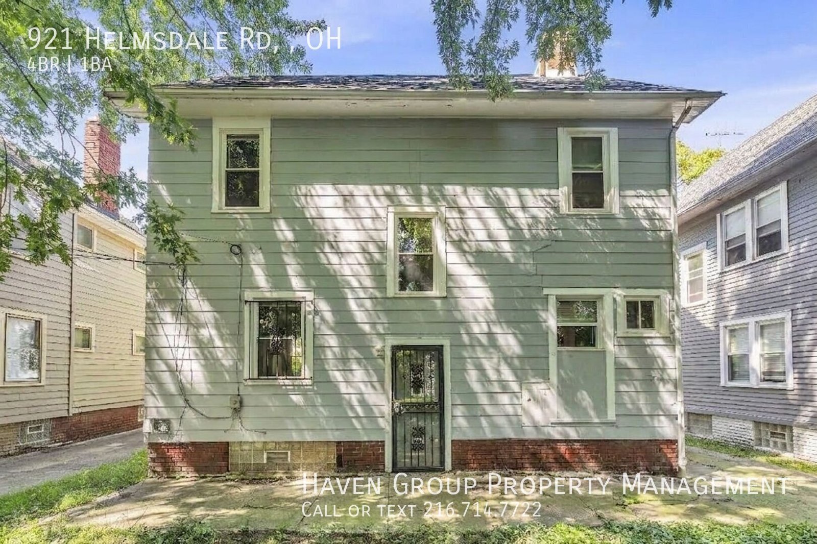 921 Helmsdale Rd, Cleveland Heights, OH 44112- Spacious 4-bed 1-bath single-family home!  property image