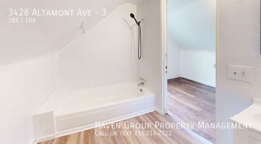 3428 Altamont Ave | Unit 3, Cleveland Heights, OH 44118 - Spacious 1-bed 1-bath multi-family home! property image