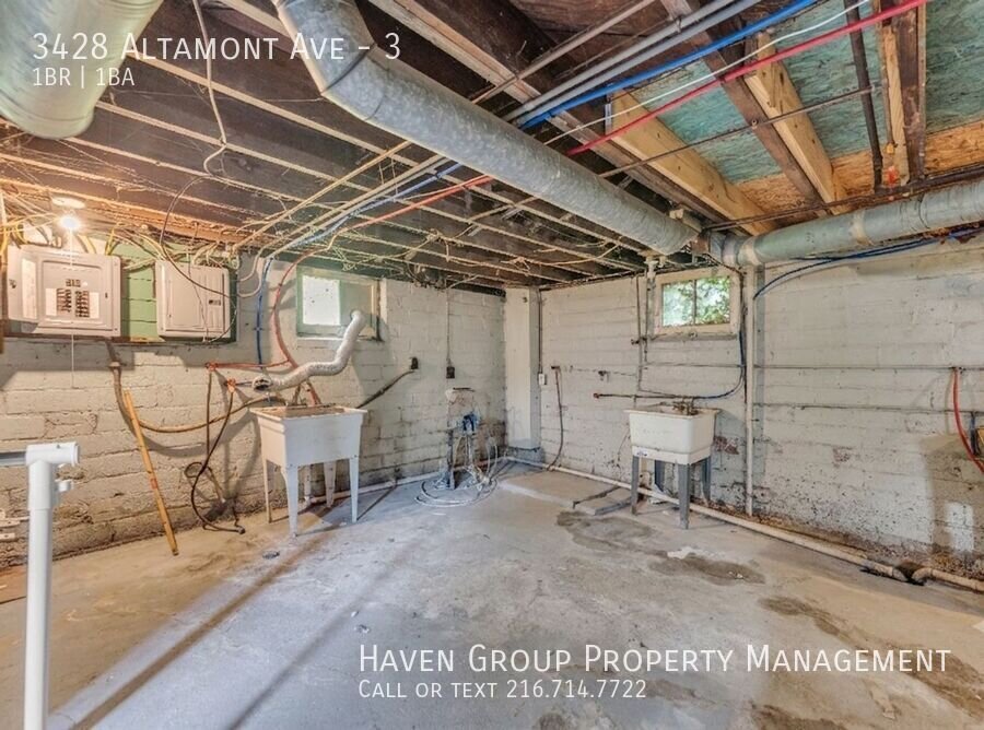 3428 Altamont Ave | Unit 3, Cleveland Heights, OH 44118 - Spacious 1-bed 1-bath multi-family home! property image
