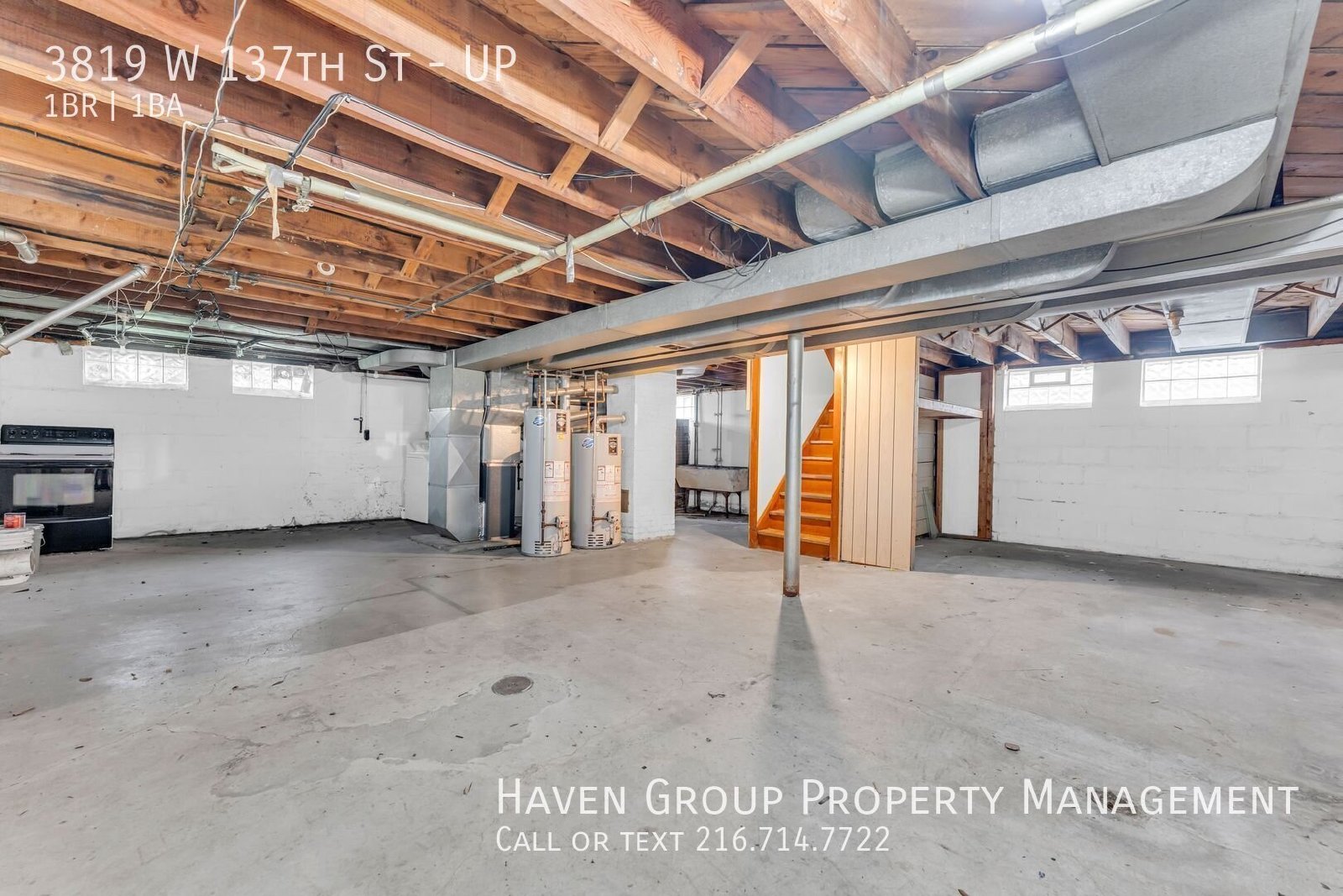3819 W 137th St | UP, Cleveland, OH 44111 - Spacious 1-bed 1-bath multi-family home! property image
