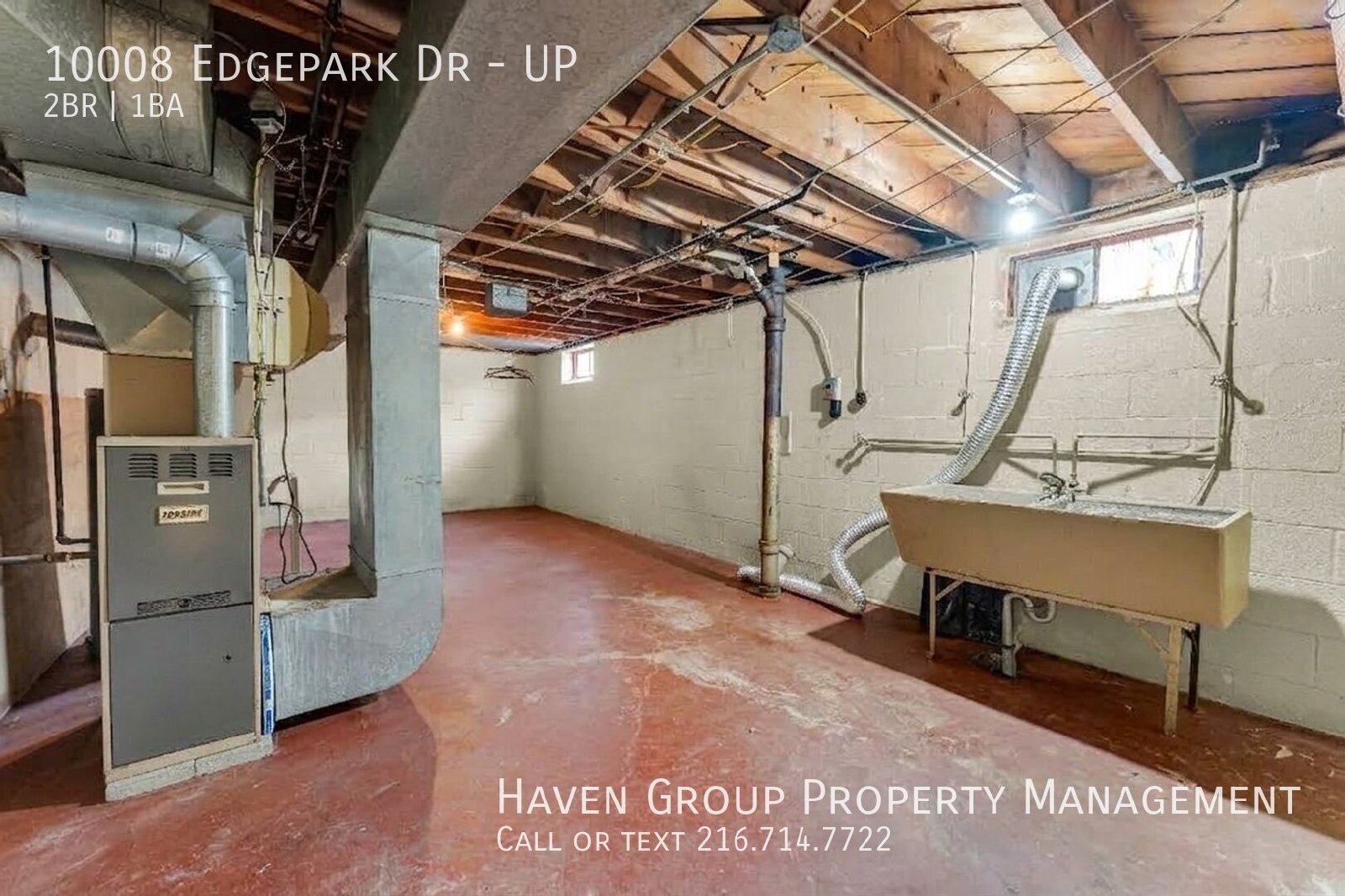 10008 Edgepark Dr | UP, Garfield Heights, OH 44125 - Spacious 2-bed 1-bath multi-family home! property image