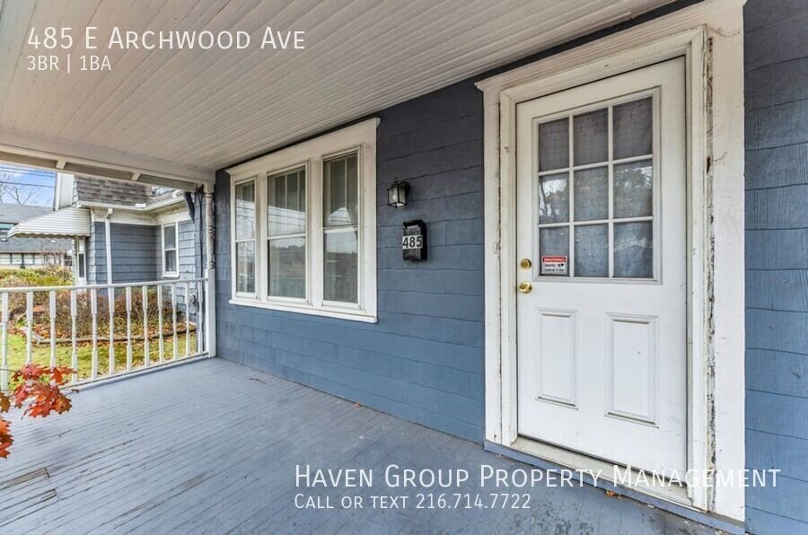 485 E Archwood Ave, Akron, OH 44301- Spacious 3-bed 1-bath single-family home! property image