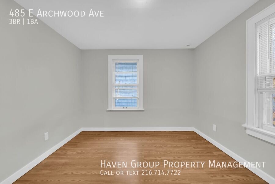 485 E Archwood Ave, Akron, OH 44301- Spacious 3-bed 1-bath single-family home! property image